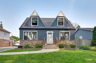 735 S Spring Rd, Elmhurst, IL 60126
