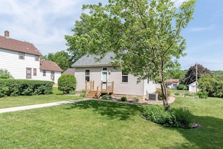 921 N 2nd St, Mankato, MN 56001