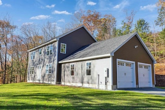 231 Putnam Hill Rd, Lyndeborough, NH 03082