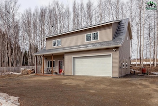 695 Forest Hollow Dr, Fairbanks, AK 99712