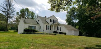 744 Carley Brook Rd, Honesdale, PA 18431