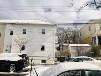 22-03 125th St, College Point, NY 11356