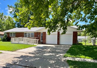 1107 E 21st Ave, Hutchinson, KS 67502