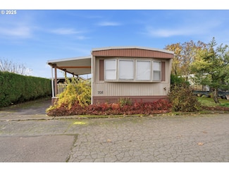 205 W Heintz St, Molalla, OR 97038