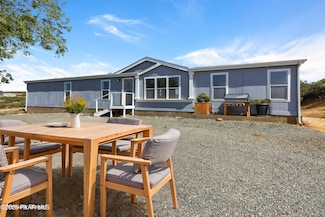 555 N Old Coach Trail, Dewey, AZ 86327