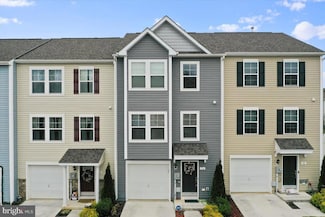 76 Capshaw Rd, Martinsburg, WV 25403
