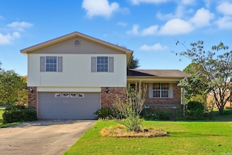 110 Cornwall Ct, Jacksonville, AR 72076