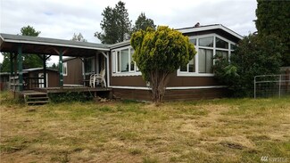 801 Tipsoo Loop N, Rainier, WA 98576
