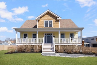 81 S Pier Rd, Narragansett, RI 02882