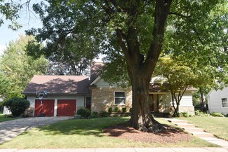 3824 N Bigelow St, Peoria, IL 61614