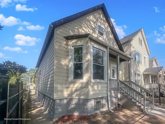 4240 S Campbell Ave, Chicago, IL 60632