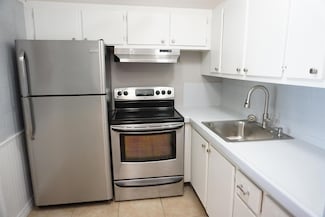 89 Cambridge D, West Palm Beach, FL 33417