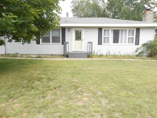 216 N Pierce St, Adams, WI 53910