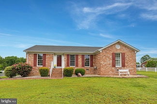 2 Juniper Ct, Fredericksburg, VA 22408