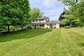 2024 Crescent Rd, York, PA 17403