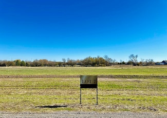 7 S Cypress St, Derby, KS 67037