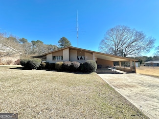 660 Valley Rd, Cedartown, GA 30125