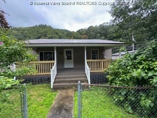 116 Red Jacket Row, Red Jacket, WV 25692