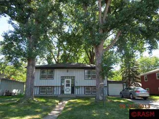 220 Stoltzman Rd, Mankato, MN 56001