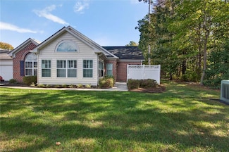 103 Stadium View, Yorktown, VA 23690