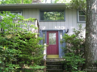 21 Old Cove Rd, Black Mountain, NC 28711