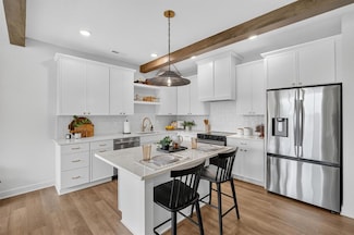 936 Prime St, West Des Moines, IA 50266