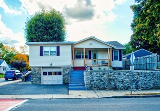 16 Pleasant View St, Methuen, MA 01844