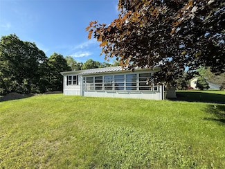 1 Orchid Ln, New Paltz, NY 12561