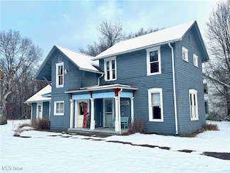 12745 3rd Ave, Trinway, OH 43842