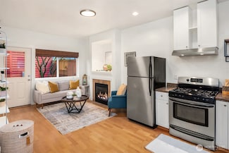 2015 S Main St Unit B, Seattle, WA 98144