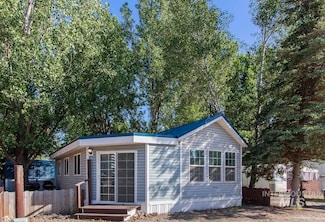 33 B St, Cascade, ID 83611