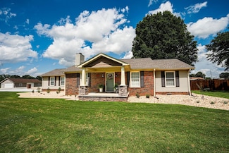 750 Renee Dr, Tuscumbia, AL 35674