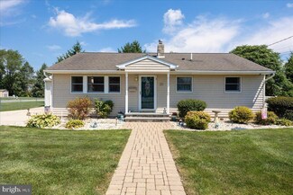 23 Costill Ave, Clayton, NJ 08312
