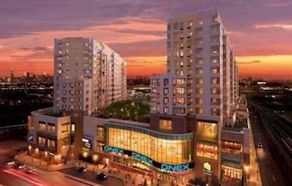 40-26 College Point Blvd Unit 8M, Flushing, NY 11354