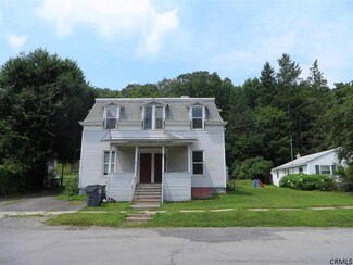 37 Herkimer St, Victory Mills, NY 12884