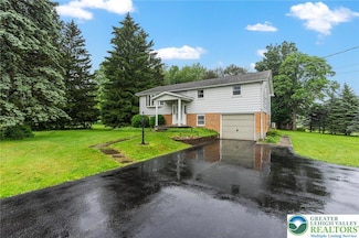 2560 Community Dr, Bath, PA 18014