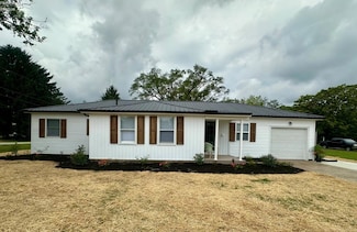 4117 Maple Ave, Castalia, OH 44824