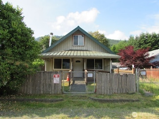 725 W Main Ave, Morton, WA 98356