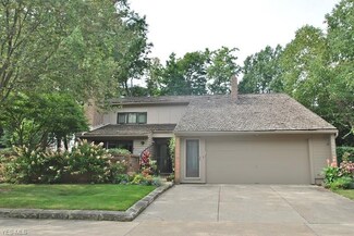 333 N Portage Path Unit 9, Akron, OH 44303