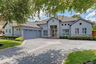 1714 Moore Dr, Pearland, TX 77581