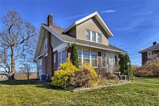 4511 Lincoln Ave, Jeannette, PA 15644