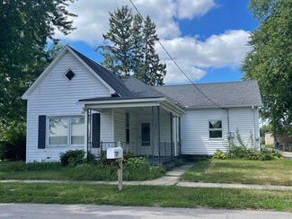 105 Eastern Ave, Royal Center, IN 46978