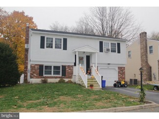 120 S 5th St, Bally, PA 19503