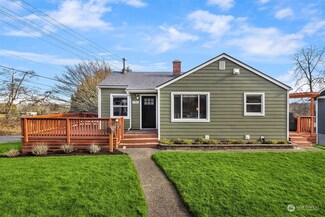 7102 28th Ave SW, Seattle, WA 98126