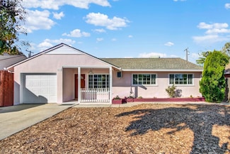 2117 Violet St, Sacramento, CA 95825