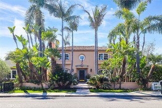 273 Magnolia St, Costa Mesa, CA 92627