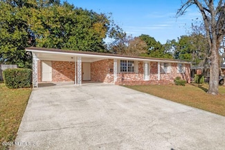 1130 Crown Dr, Jacksonville, FL 32221