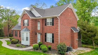 730 Greyrock Rd, Whitsett, NC 27377