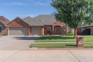 333 E Mobile Terrace, Mustang, OK 73064