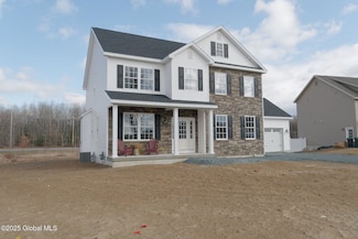 2 Balsam Ct, Ballston Lake, NY 12019